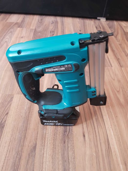 Capsator Makita