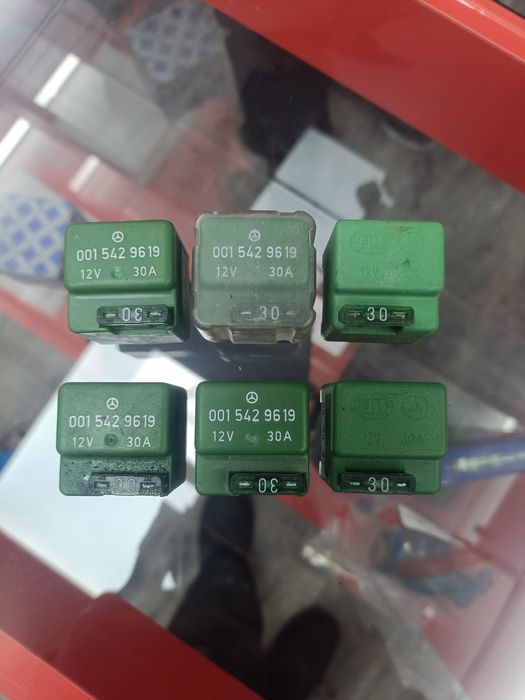 Реле бензонасоса Мерседес