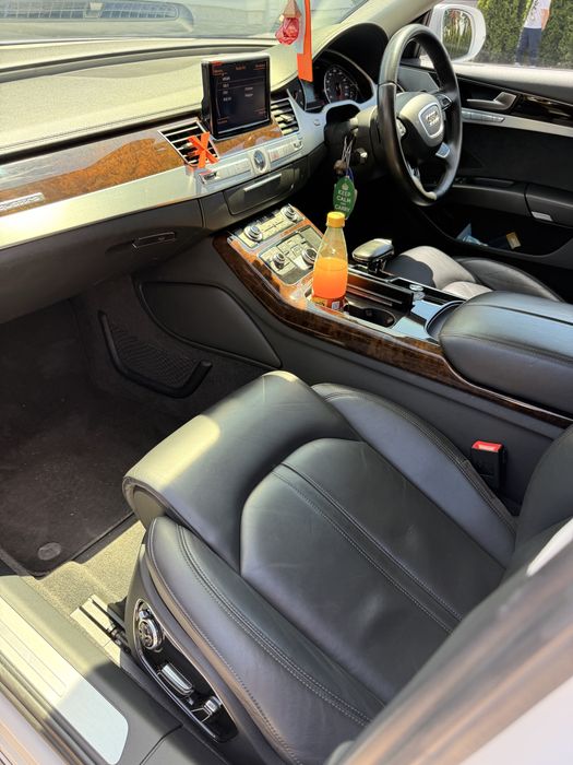 Audi A8 2015 ( volan dreapta )