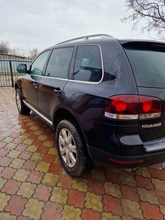 VW TOUAREG 2009 2.5