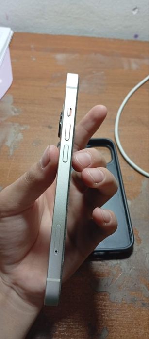 IPhone 13 128gb 5gb