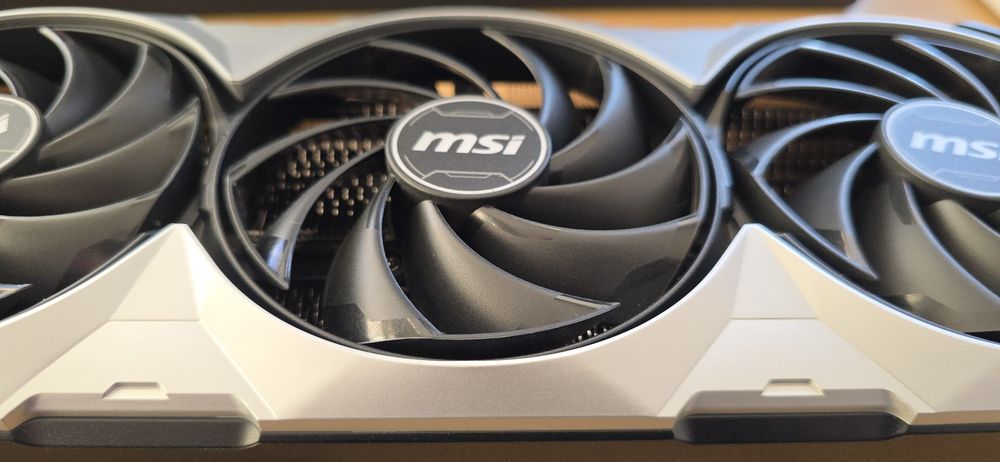 Видео карта MSI Ventus RTX 4090, 24GB GDDR6, NVIDIA GeForce