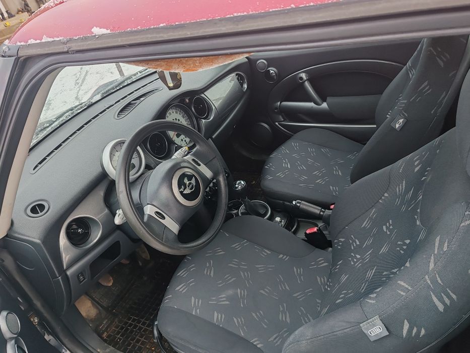 Mini cooper 2006 acte la zi fiscal pe loc