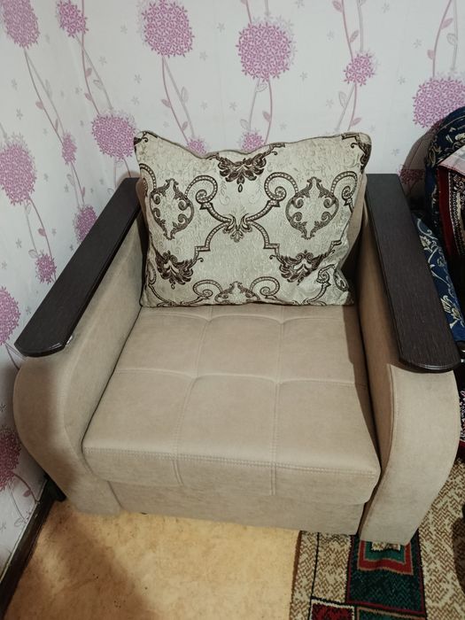 Продается кресло-кровать.
