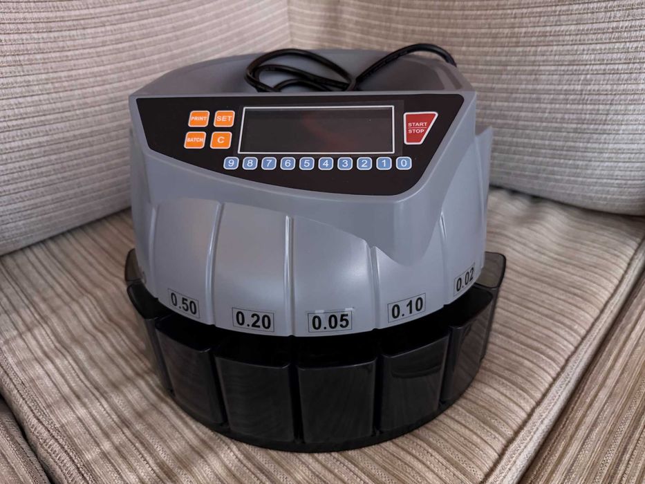 Машина за броене и сортиране на монети стотинки с LED дисплей