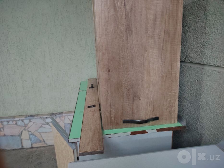 Кухонный шкаф продается