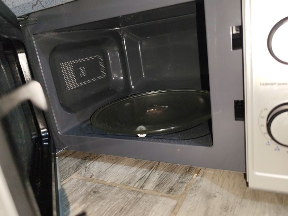 Микроволновка DEXP MM-80