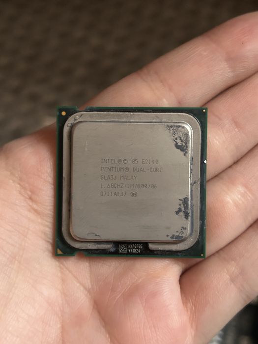 Мат плата с процессорм и озу, куллер