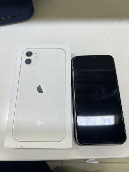 Айфон 11………………….