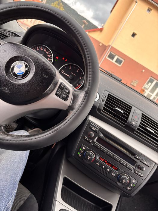 BMW Seria 1 2005 — imagine 2