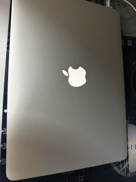 MacBook Air 13 Core i5