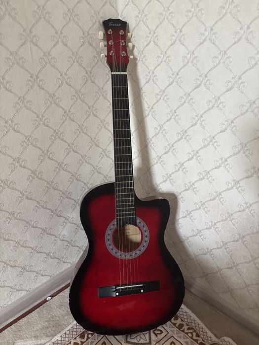 Гитара акустикаа