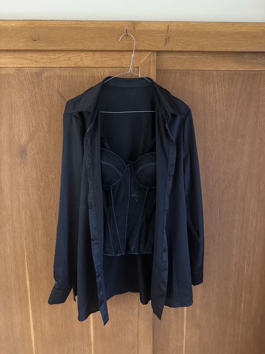 Сет от сатенена риза и дантелен корсет