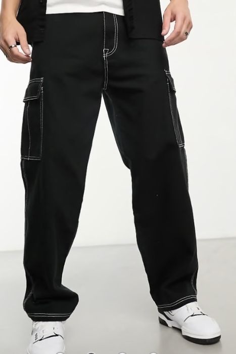 Bershka карго и широк панталон XS