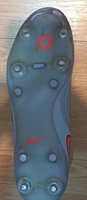 Ghete fotbal Nike tiempo 42.5