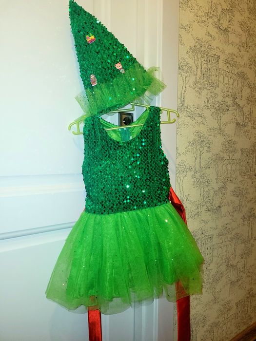 Зеленое платье Ёлочка