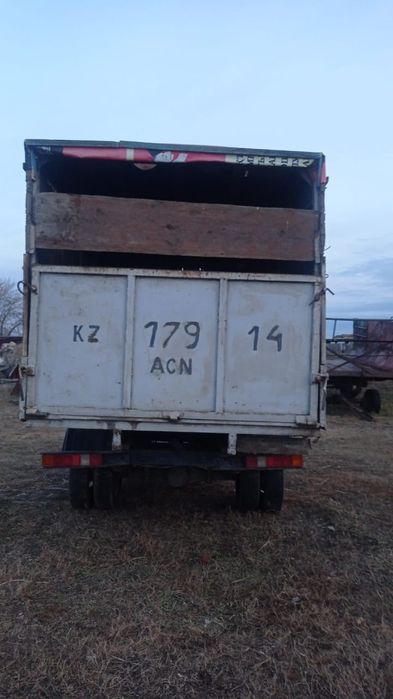 Продам газель бортовой