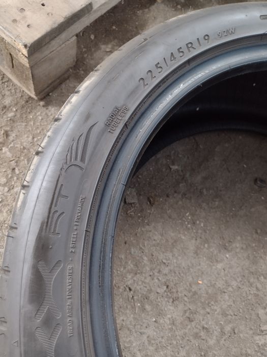 Топ състояние 4бр.225/45/19 Dunlop RT dot1416