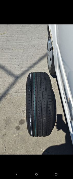 Anvelope noi Michelin e-Primacy, dimensiune 195/55/R16, DOT 12/2025.