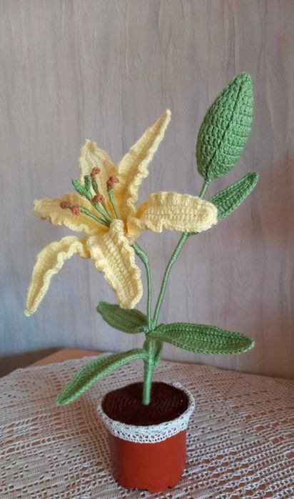 Плетени цветя и птици