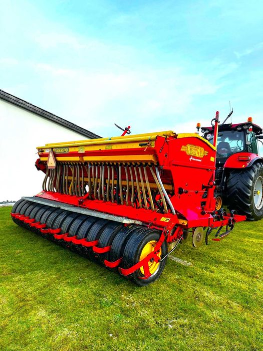 Semanatoare paioase Vaderstad Rapid 400  SUPER XL an 2014 Kuhn Amazone