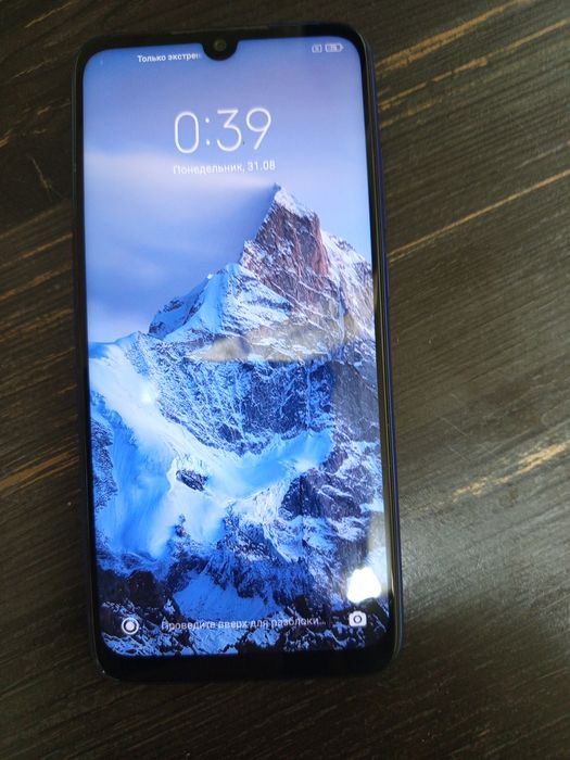 Продам смартфон  Redmi note 7 7