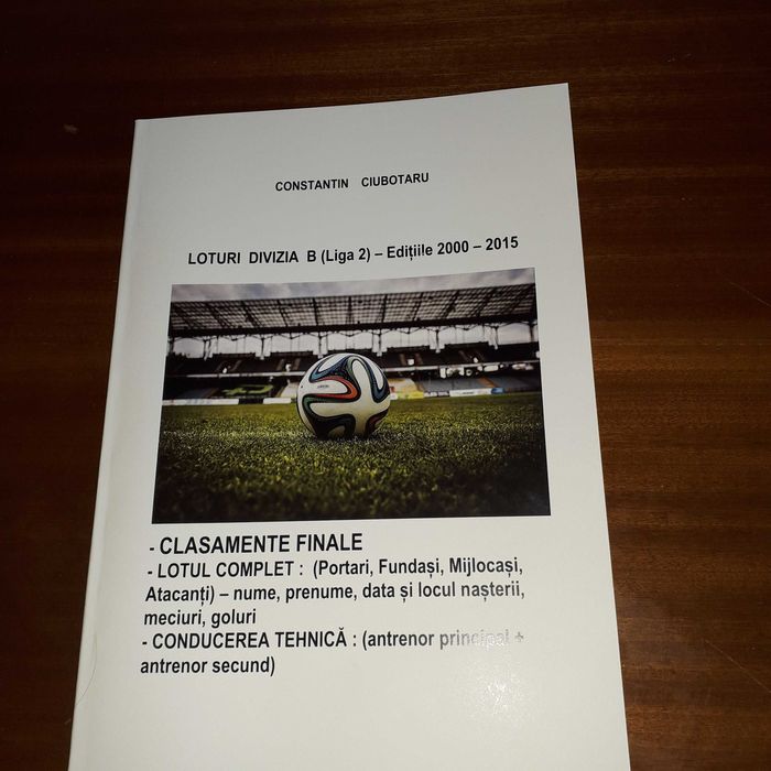 DIVIZIA B + DIVIZIA C  = cărți de fotbal
