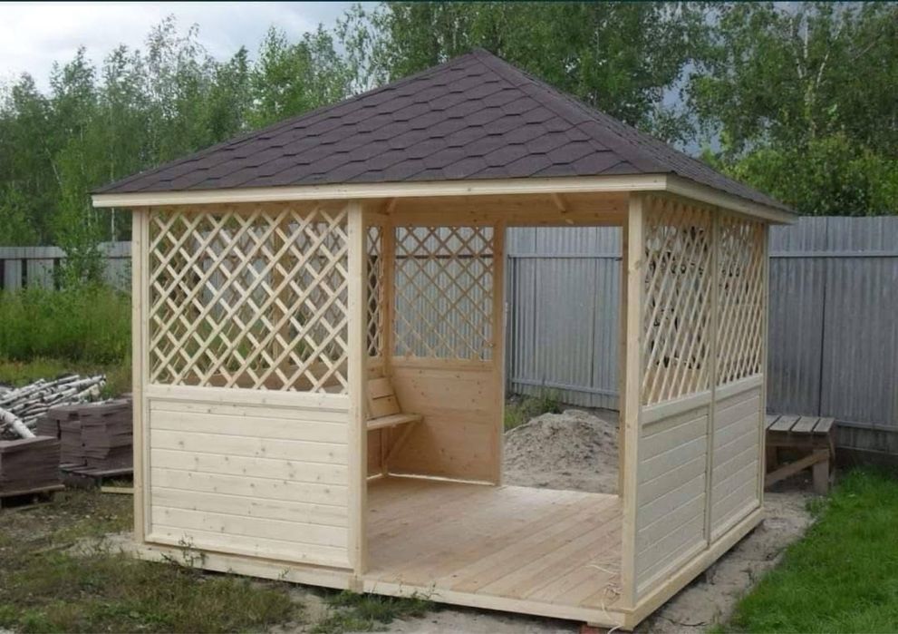 Construim căsuțe din lemn