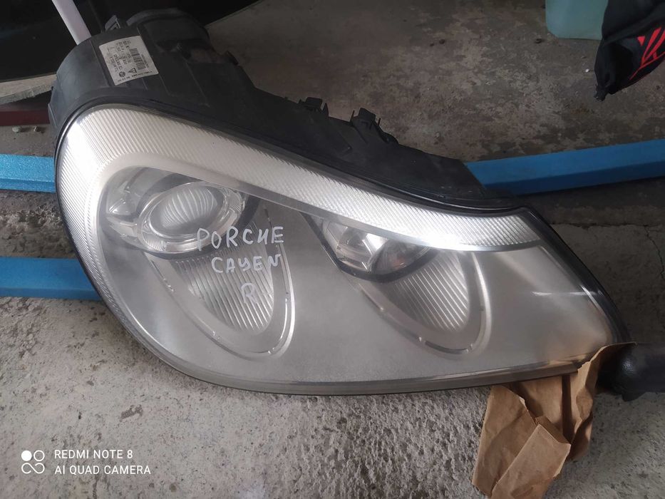 Фар десен PORSCHE CAYENNE 10-14г.