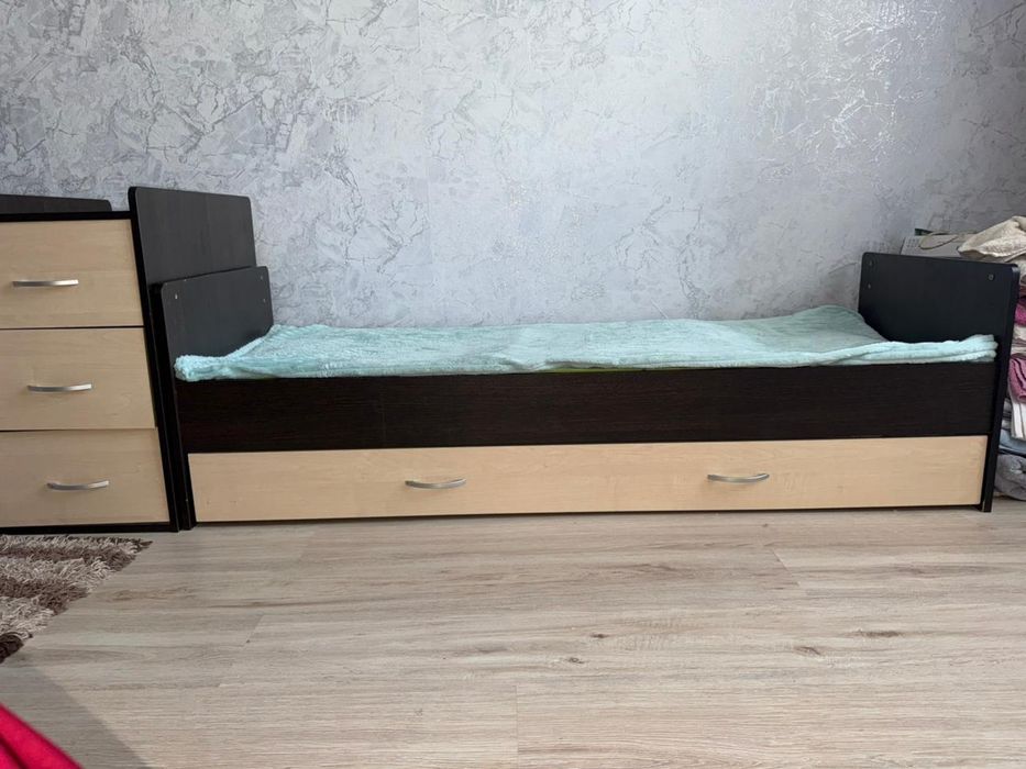 Кровать подростковая