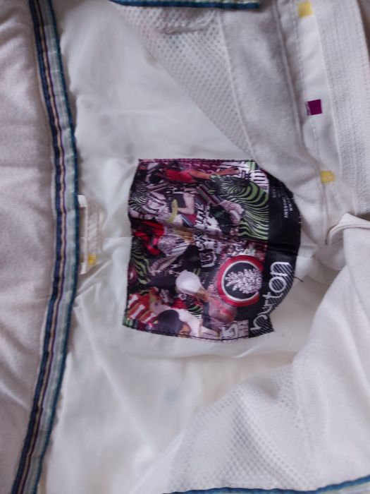 Burton XS ,зимно яке+ долните, мембрана DryRide 20K