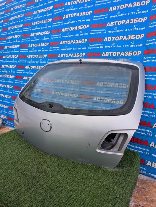 Крышка багажника на Мазда 3 / Mazda 3