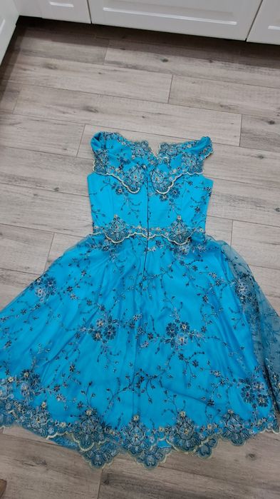 Vand rochie ocazie