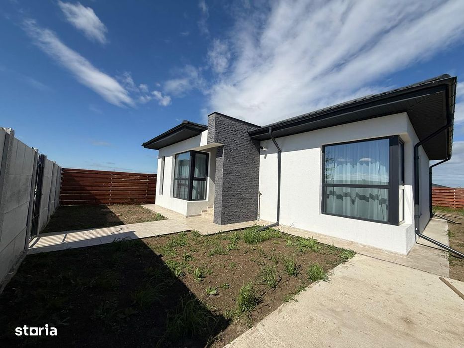 Casa individuala parter - 3 camere- 2 bai - teren 375mp