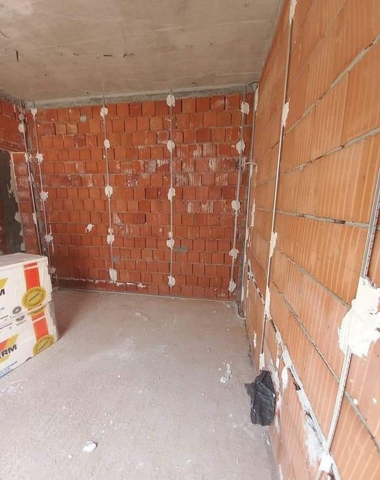 Tencuiala mecanizata