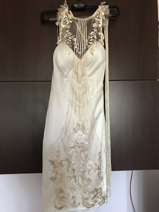 Vand rochie alba