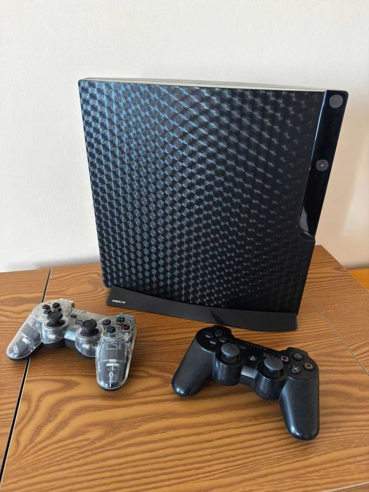 PlayStation 3 + 2 джойстика + Move комплект