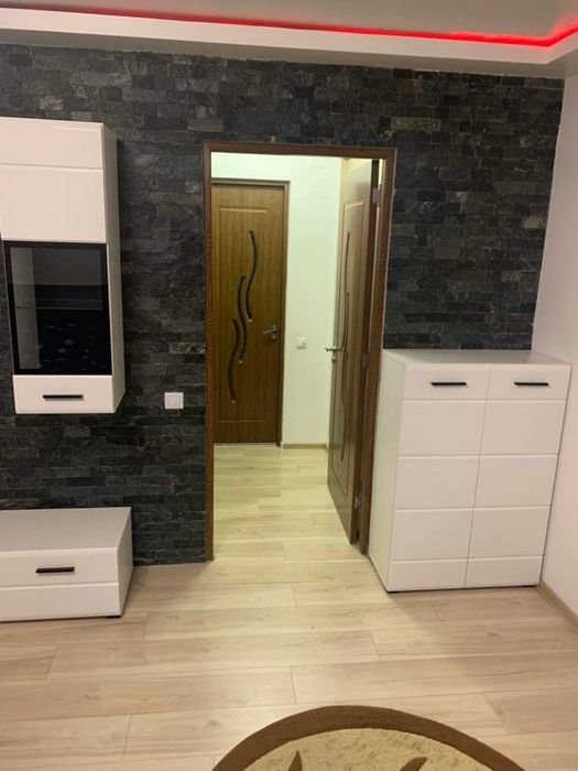 Apartament de inchiriat
