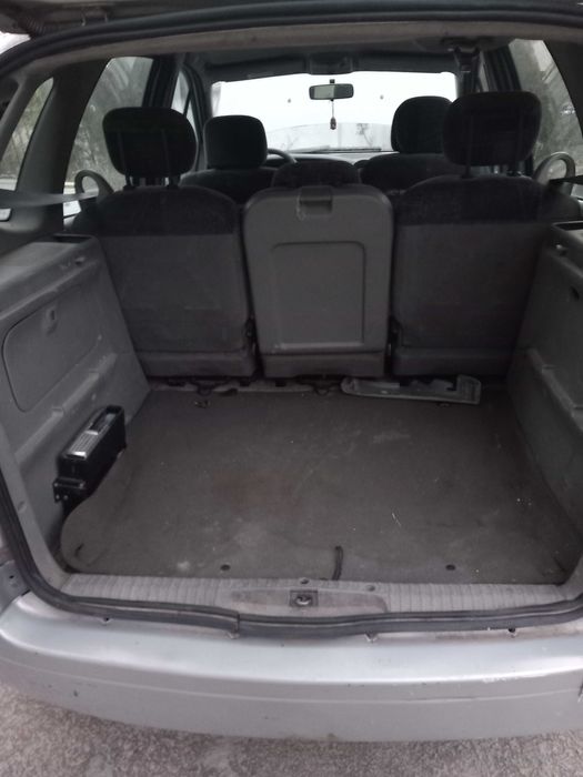 Рено меган сценик 1.9dti на части