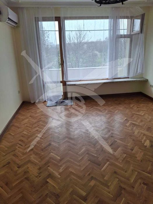 Дава се под наем Тристаен апартамент в София, Редута - 100 кв.м за 897.6 € - Снимка #2