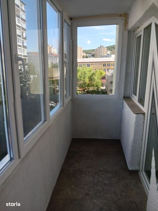 Apartament cu 3 camere, recent renovat, etaj 4/10 zona BIG, Mănăștur