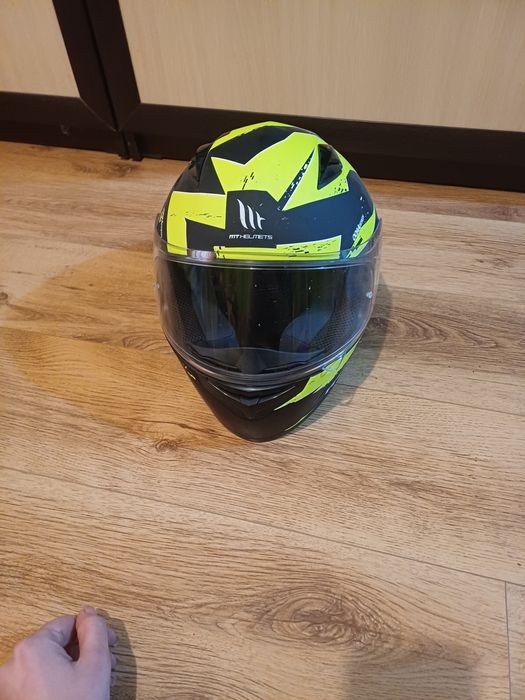 Кожено яке Aline (с протектори)
Кожен панталон с протектори
Каска MT H