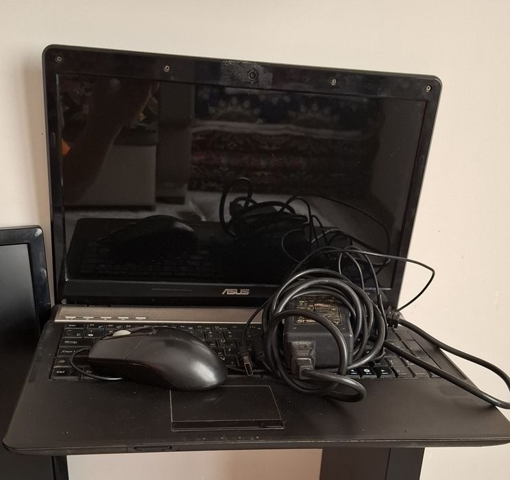 Продается Ноутбук ASUS n61vg  модель. Экран 16 дюймов