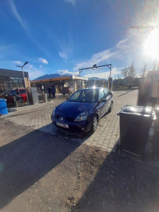 Vand renault simbol motor defect pentru programul rabla sau dezmebrat
