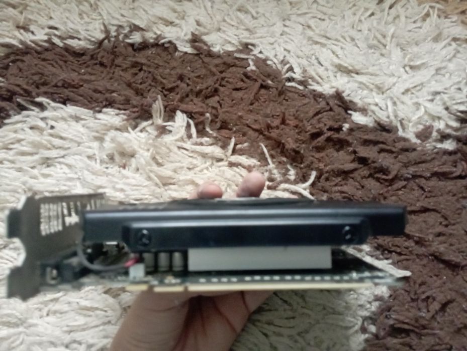 Vând placa video MSI