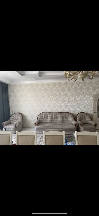 Диван + 2 кресло , в отличном состоянии