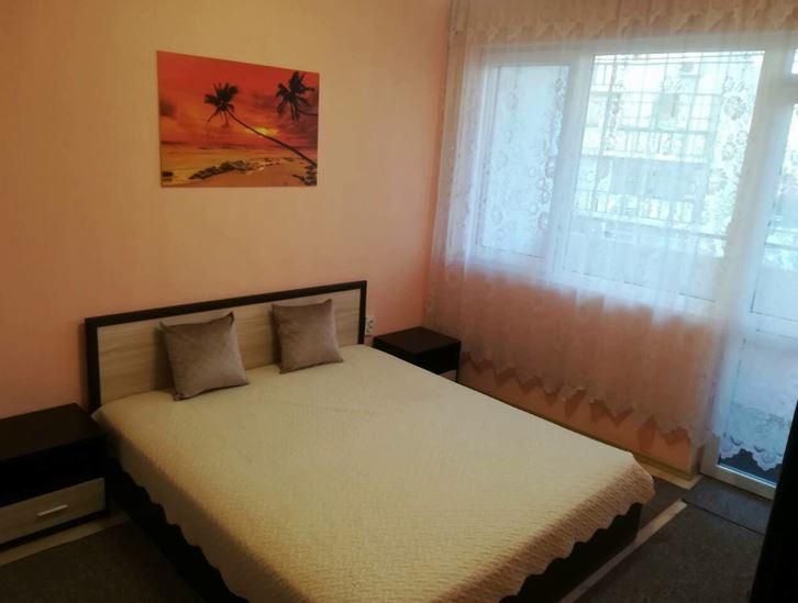 Дава се под наем Тристаен апартамент в Бургас, Меден рудник - зона Б - 92 кв.м за 382.5 € - Снимка #3