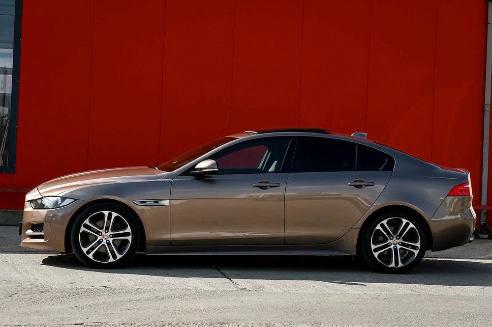 Jaguar XE 2.0 Diesel R-Line Automat 2017