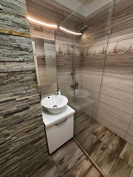 Apartament de închiriat – zona BMW