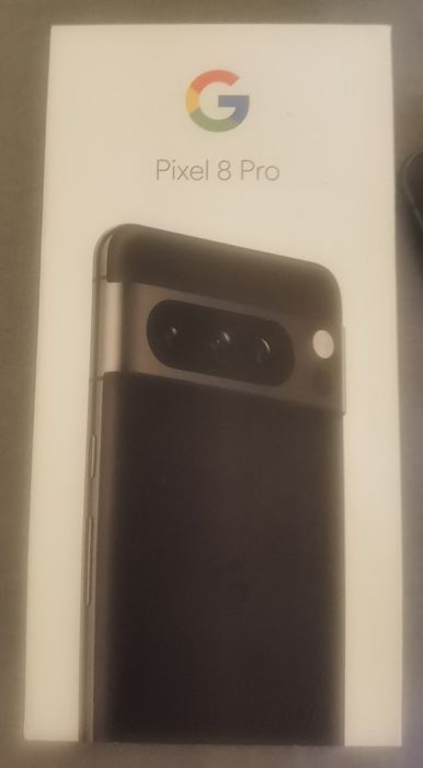 Google Pixel 8 Pro 
Memorie: 256GB
Ram: 12GB
Liber de rețea
Culoare: O